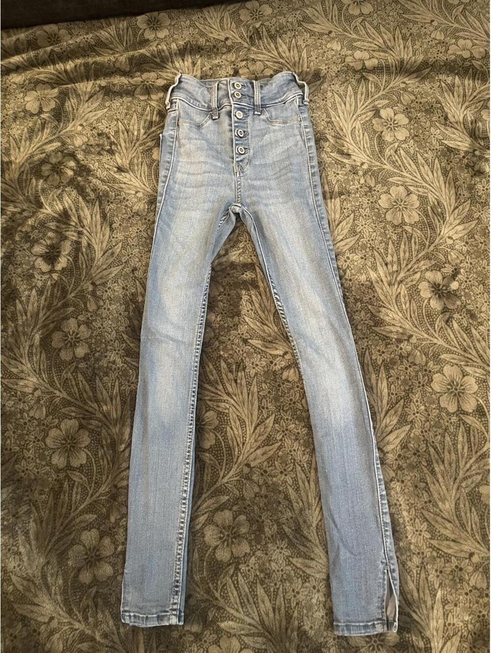Hollister Co. Women's Blue Jeans